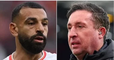 أسطورة ليفربول يكشف مفاجأة عن عقد محمد صلاح مع الريدز