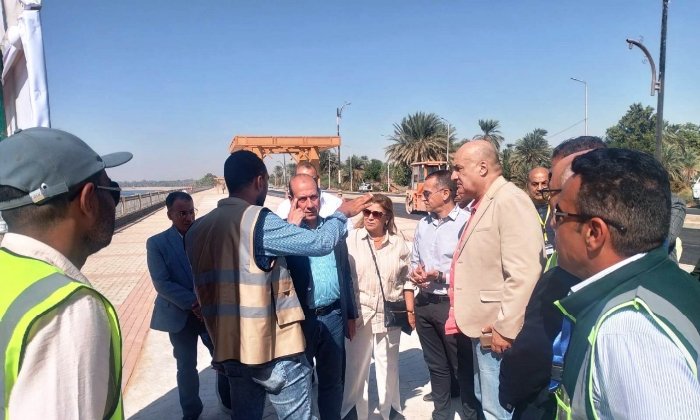 طفرة عمرانية بأسوان.. جولة موسعة لنائب المحافظ لمتابعة إنجاز 3 محاور كبرى