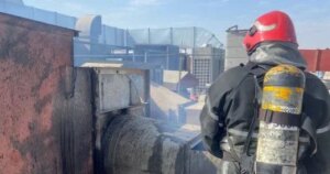 السيطرة على حريق داخل مطعم فى القطامية دون إصابات.. صور