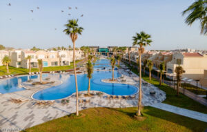 قبل الديربي.. «ريكسوس» يحتضن الأهلاويين
                                                2025.11.07 | 02:56 pm
                                                اختارت إدارة النادي الأهلي فندق ريكسوس في أبحر شمال جدة مقرًا لتجمع لاعبي فريقها الأول لكرة القدم ظهر السبت، استعدادًا لخوض ديربي جدة أمام الاتحاد ضمن الجولة الثامنة من دوري روشن السعودي على ملعب «الإنماء» بمدينة الملك ...