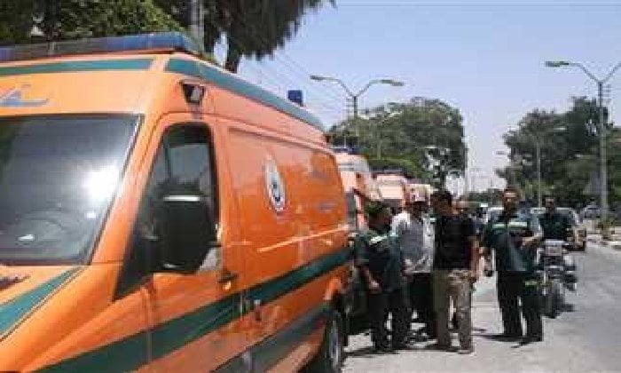 إصابة 28 عاملاً في انقلاب سيارة ربع نقل في بني سويف