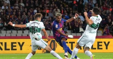 أزمة طارئة تمنع إلتشى من العودة بعد السقوط أمام برشلونة بالدوري الإسباني