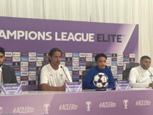 إنزاجي: نونيز كرر حوادث إيطاليا.. والهلال يبقى الأهم
                                                2025.11.24 | 04:20 pm
                                                وصف الايطالي سيموني إنزاجي، مدرب فريق الهلال الأول لكرة القدم، ردة فعل المهاجم الأوروجوياني داروين نونيز بعد استبداله في مواجهة الفتح السبت الماضي، بالطبيعية، وذلك خلال حديثه في المؤتمر الصحافي، الإثنين، قبل مواجهة  ...