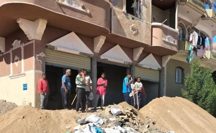 حملة التنظيم بسفاجا توقف أعمال حفر غير مرخصة لخزانات مياه