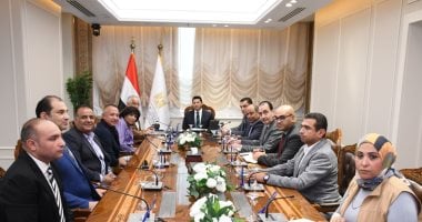 وزير الرياضة يجتمع باللجنة البارالمبية لمناقشة مشروع المقر الجديد