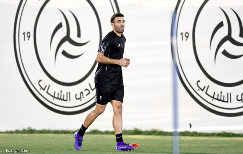 قبل الريان.. اختبارات تحدد مصير حمد الله
                                                2025.11.02 | 10:38 pm
                                                يُجري المغربي عبد الرزاق حمد الله، مهاجم فريق الشباب الأول لكرة القدم، اختبارات بدنيةً وفنيةً من أجل تحديد مدى جاهزيته للمشاركة في مباراة الريان القطري، الثلاثاء المقبل، ضمن منافسات الجولة الثالثة من دور المجموعات  ...