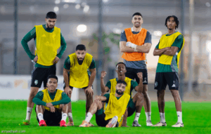 عودة الشهراني وكادش.. إبعاد متعب وغياب تمبكتي
                                                2025.11.09 | 11:40 pm
                                                استدعى الفرنسي هيرفي رينارد، مدرب المنتخب السعودي الأول لكرة القدم، ياسر الشهراني وحسن كادش إلى المعسكر الإعدادي، الذي انطلق مساء الأحد في جدة، واستبعد متعب الحربي بسبب إصابة لحقت به في دوري روشن السعودي.
وأعلن الاتحاد ...