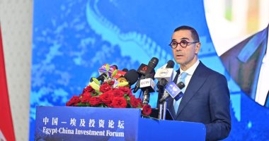وزير الاستثمار والتجارة الخارجية يفتتح منتدى الأعمال المصرى- الصيني.. صور