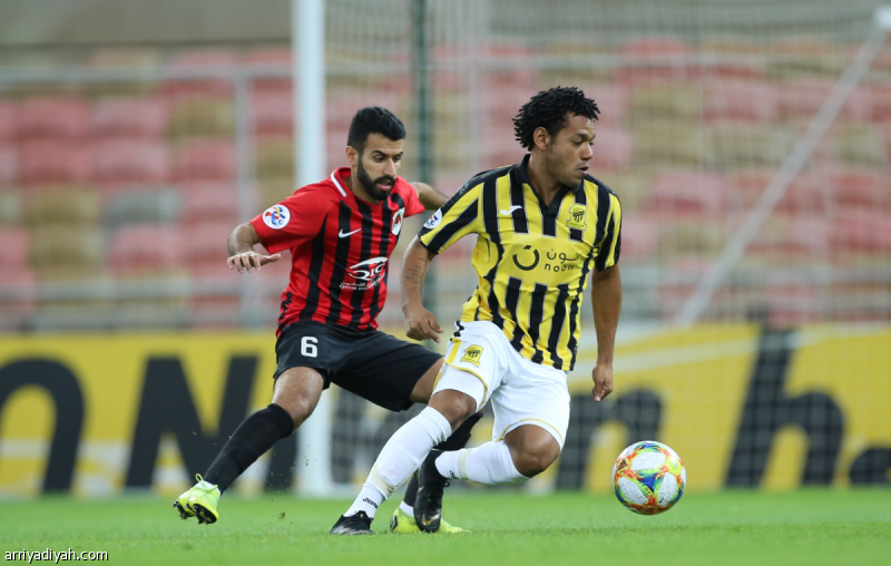 أمام القطريين.. الاتحاد يهيمن بـ 75% انتصارات
                                                2025.11.24 | 01:52 pm
                                                فاز فريق الاتحاد الأول لكرة القدم بـ 75% من مواجهات القطريين قاريًّا التي تتجدَّد، مساء الإثنين، بلقائه الدحيل على ملعبه، ضمن خامس جولات مجموعة منطقة الغرب في دوري أبطال آسيا للنخبة.
وحسبَ موقع «ترانسفير ماركت»  ...