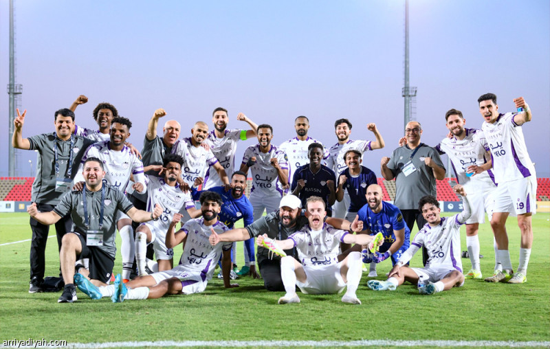 بضربة فرنانداو.. البكيرية يتجاوز الجندل
                                                2025.11.04 | 07:35 pm
                                                خطف فريق البكيرية الأول لكرة القدم فوزًا ثمينًا من أمام مضيفه الجندل بهدف دون مقابل، في اللقاء الذي جمعهما، الثلاثاء، على ملعب جامعة الجوف، ضمن منافسات الجولة السابعة من دوري «يلو» لأندية الدرجة الأولى.
وجاءت المباراة  ...