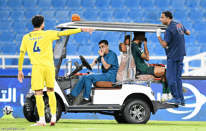 السبت.. الخليج يفحص كينج
                                                2025.11.07 | 10:28 pm
                                                يخضع النرويجي جوشوا كينج، مهاجم فريق الخليج الأول لكرة القدم، إلى فحص بالأشعة على موضع إصابته، السبت، حسبما كشفت عنه لـ«الرياضية» مصادر خاصة.
وطبقًا للمصادر ذاتها فإن الفحوصات الأولية التي أجراها كينج أظهرت أن إصابته  ...