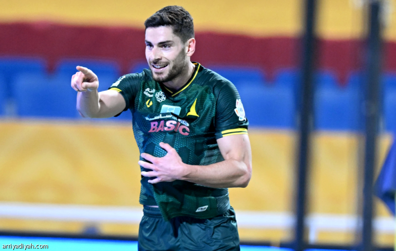 بالحزم.. الخليج يكتب الرباعية التاسعة
                                                2025.11.06 | 08:03 pm
                                                كتب فريق الخليج الأول لكرة القدم تاسع رباعية في تاريخه بدوري روشن السعودي، بعد فوزه الكبير على الحزم 4ـ1، ضمن الجولة الثامنة من المسابقة، على ملعب مدينة الملك عبد الله الرياضية.
ويُعد هذا الانتصار استمرارًا لسلسلة  ...