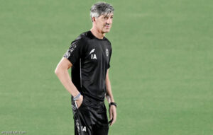 الثلاثاء..الشباب يطير وينتظر الاختبار
                                                2025.11.03 | 04:27 pm
                                                تغادر بعثة فريق الشباب الأول لكرة القدم، ظهر الثلاثاء، إلى الدوحة العاصمة القطرية، استعدادًا لمواجهة الريان، ضمن الجولة الثالثة من دوري أبطال الخليج، الأربعاء.
وبحسب مصدر خاص بـ«الرياضية»، تغادر البعثة الشبابية دون  ...