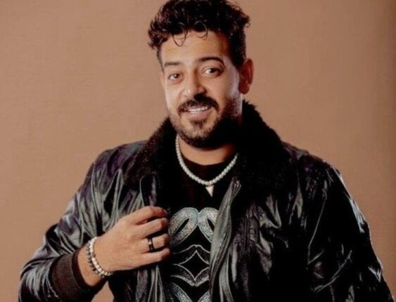 دخل العناية المركزة.. المطرب الشعبي إسماعيل الليثي يتعرض لحادث سير مروع