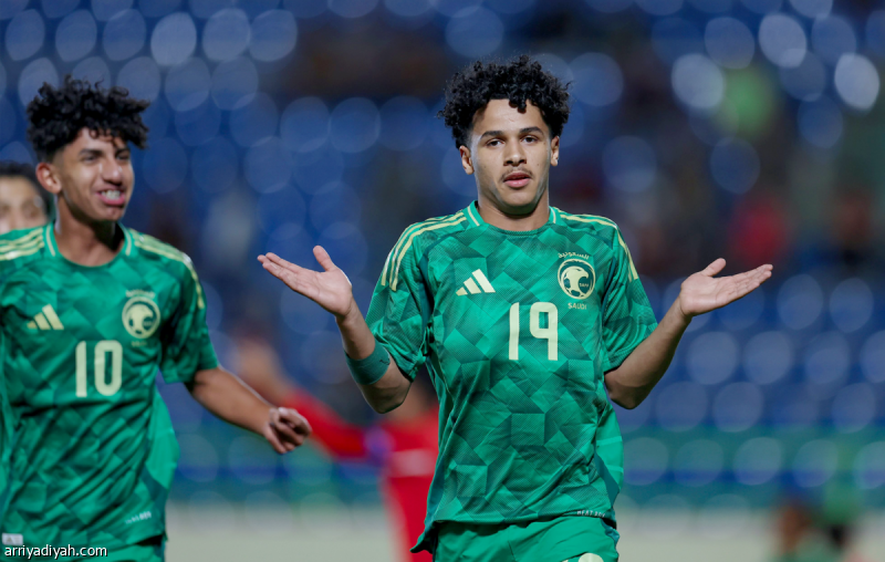 «العقبة» يجهز الأخضر قبل لبنان
                                                2025.11.03 | 04:18 pm
                                                يجري المنتخب السعودي تحت 16 عامًا لكرة القدم تدريبه الأخير على ملعب العقبة في الأردن، الإثنين، استعدادًا لمواجهة لبنان في نهائي بطولة غرب آسيا للناشئين، الثلاثاء ، وفق مصدر خاص بـ«الرياضية».
وتأهل الأخضر السعودي إلى  ...