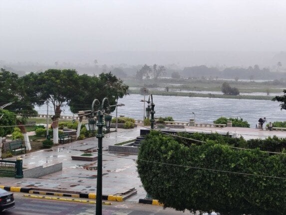 المنيا في حالة تأهب قصوى.. المحافظ يُعلن رفع الاستعداد لمواجهة تقلبات الطقس