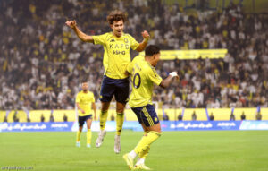 النصر يضرب بالأربعة ويعادل أقوى انطلاقات «روشن»
                                                2025.11.23 | 10:39 pm
                                                عادل فريق النصر الأول لكرة القدم الانطلاقة الأفضل في تاريخ دوري المحترفين، وعلى يدي صانعِها المدرب البرتغالي جورجي جيسوس، عندما هزم الخليج 4ـ1 مساء الأحد في الرياض، مُحقّقًا تسعة انتصارات في العدد ذاته من الجولات.
وأحرز ...