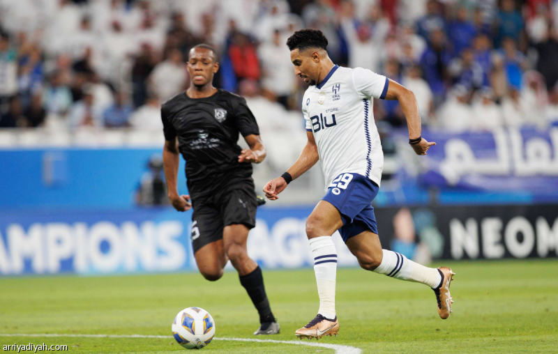 الهلال ..7 انتصارات في ضيافة القطريين
                                                2025.11.03 | 03:23 pm
                                                تتساوى كفَّتا الفوز مع التعادل عندما يتعلَّق الأمر بمواجهات فريق الهلال الأول لكرة القدم مع الفرق القطرية على أرضها ضمن دوري أبطال آسيا للنخبة، باسميه السابق والحالي.
ويمتلك «الأزرق» فرصة ترجيح كفة الفوز عندما ينزل  ...