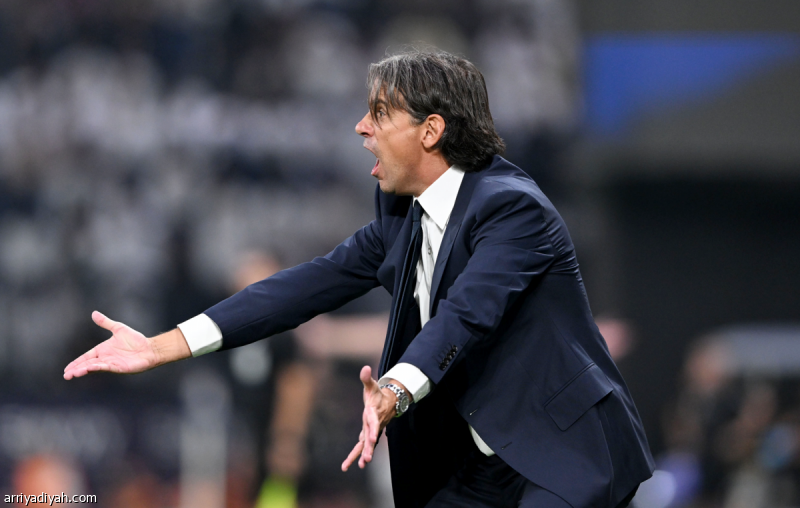 الهلال لا يخسر من الشباب 11 عاما
                                                2025.11.01 | 01:44 pm
                                                حافظ فريق الهلال الأول لكرة القدم، على سجله الخالي من الهزائم أمام الشباب في مباريات ذهاب دوري المحترفين السعودي للموسم الـ 11 على التوالي.
وانتصر الهلال 10 مرات على الشباب في ذهاب الدوري آخرها، الجمعة، بواسطة البرازيلي  ...