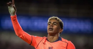 برشلونة ينتصر على منتخب إسبانيا فى موقعة لامين يامال