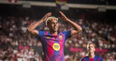 برشلونة يرد على اتهامات الاتحاد الإسبانى بشأن أزمة  لامين يامال