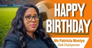 بعثة زيسكو يونايتد تحتفل بعيد ميلاد رئيسة النادى قبل مواجهة الزمالك