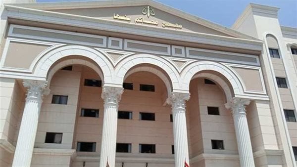 تأجيل محاكمة عاطلين بتهمة شخص والشروع في قتل ابنه في بنها لجلسة ديسمبر المُقبل