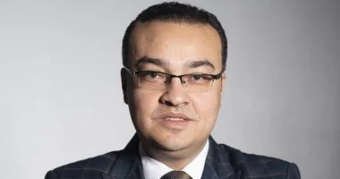 خبير: تخارج كبير من العملات المشفرة وإقبال على أسهم الذكاء الاصطناعي