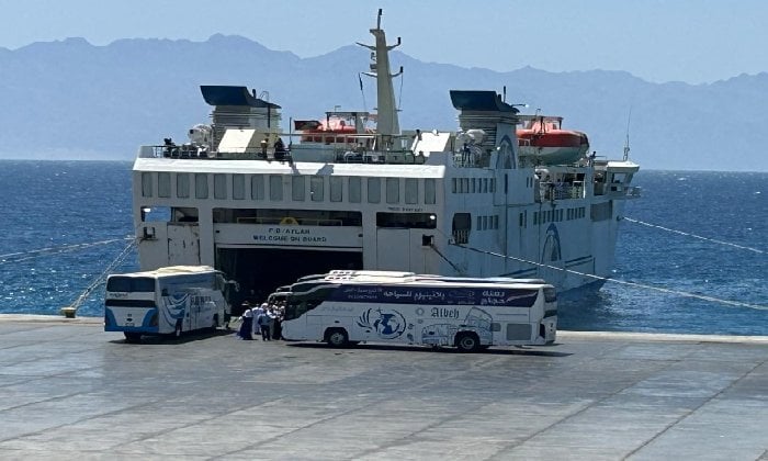 تداول 13 ألف طن و795 شاحنة بضائع عامة ومتنوعة بموانئ البحر الأحمر