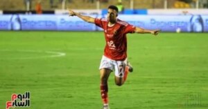خروج تريزيجيه ونزول محمد على بن رمضان فى مباراة الأهلى والزمالك