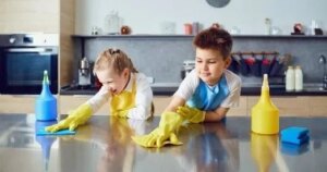 بعد تسليم طفل العسلية لأسرته.. كيف يحمى القانون الأطفال حال تعرضهم لخطر بعد تسليم طفل العسلية لأسرته.. كيف يحمى القانون الأطفال حال تعرضهم لخطر