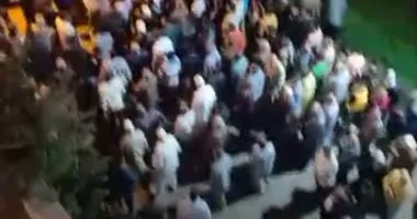 تشييع جنازة سيدة وابنها قتلا على يد زوجها في المنوفية