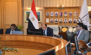 جامعة حلوان تبحث سبل التعاون الأكاديمي مع يونينتونو الإيطالية