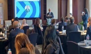 رئيس اقتصادية قناة السويس يشارك في فعاليات الندوة الفرنسية لإدارة المياه والنفايات بالقاهرة