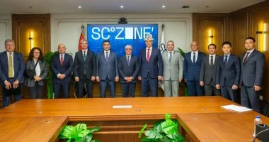 رئيس اقتصادية قناة السويس يستقبل نائب رئيس الوزراء القرغيزي لبحث التعاون