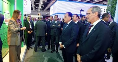 رئيس البريد تطلع رئيس الوزراء على جهود تطوير منظومة الخدمات