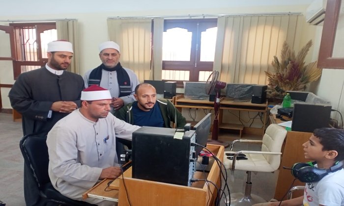 رئيس القليوبية الأزهرية يتابع فعاليات مسابقة الإمام الأكبر شيخ الأزهر اللقرآن الكريم