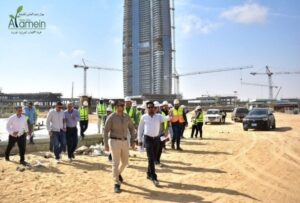 رئيس جهاز العلمين الجديدة يتفقد بحيرات الداون تاون وكوبري C19