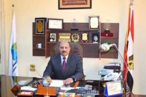 رئيس مياه القناة يتفقد إنتظام سير العمل بالمحطات وشبكات صرف الأمطار