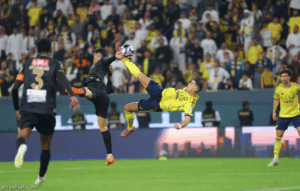 الصحف العالمية: رونالدو خالف قوانين الفيزياء بعمر الأربعين
                                                2025.11.24 | 03:39 pm
                                                لم يكن الهدف الذي وقّعه البرتغالي كريستيانو رونالدو في شباك الخليج مجرد لقطة عابرة في سجلات دوري روشن السعودي، بل لحظة كروية استثنائية أعادت تعريف الإبداع في عمر الأربعين، ودفعت كبرى الصحف العالمية إلى الاحتفاء بما  ...