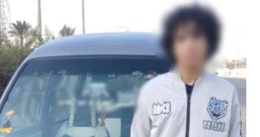 القبض على سائق طمس لوحات سيارته بالمقطم بعد تداول صور الواقعة