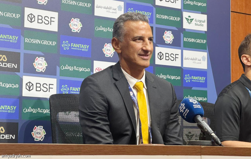 شاموسكا: هزمناهم بالالتزام التكتيكي
                                                2025.11.01 | 08:52 pm
                                                شدَّد البرازيلي بريكليس شاموسكا، مدرب فريق التعاون الأول لكرة القدم، على أن تعديل خطة اللعب، والانضباط التكتيكي، كانا مفتاح الفوز في المباراة أمام القادسية، مشيرًا إلى أن فريقه تجاوز الغيابات، وحقق نتيجةً مستحقةً ضمن  ...