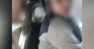 "خناقة على كرسى".. ضبط سيدة اعتدت على أخرى داخل ميكروباص بالدقهلية