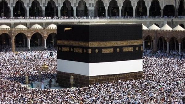 «بحسب السن في 8 فبراير 2026».. طريقة حساب عمر الفائزين في حج الجمعيات