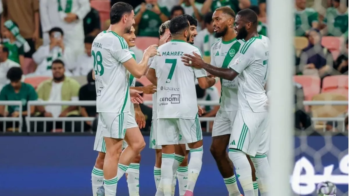 غيابات بالجملة في صفوف الأهلي أمام القادسية بدوري روشن