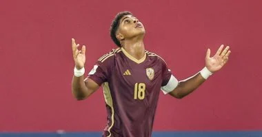 فنزويلا تُسقط إنجلترا وتزاحم مصر على الصدارة في مونديال الناشئين
