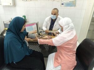 فحوصات وتحاليل طبية.. 7 قوافل علاجية في المنيا تخدم أكثر من 6600 مواطن خلال أكتوبر