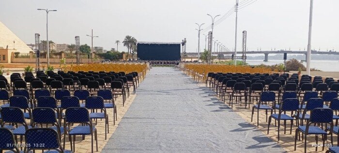 كرنفال المنيا يواكب الافتتاح التاريخي! المحافظ يتابع تجهيزات الشاشات العملاقة في 9 مراك