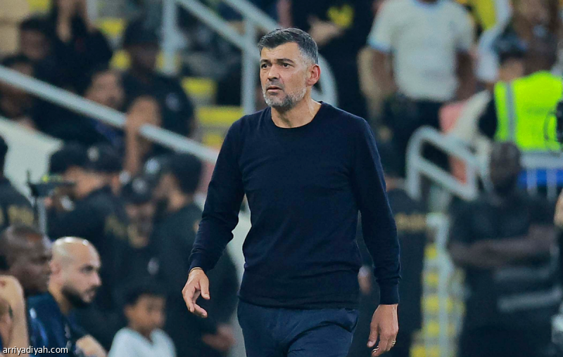 برتغالية: كونسيساو.. استمرار السقوط الحر
                                                2025.11.09 | 04:59 pm
                                                سيطرت أحداث مواجهة فريق الأهلي الأول لكرة القدم و«مضيفه» الاتحاد في «ديربي الغربية» في قمة الجولة الثامنة من دوري روشن السعودي، والتي انتهت لمصلحة الأول بهدف الجزائري رياض محرز، على عناوين الصحف الأوروبية.
وركزت  ...