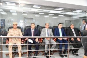 محافظ الفيوم يتابع سير العمل بلجان التصويت في انتخابات مجلس النواب